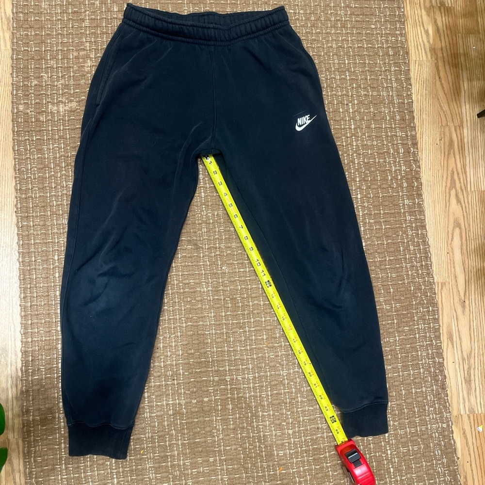 Nike Men's black  Joggers